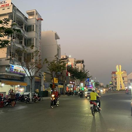 Khach San Tu Anh Hotel Ha Tien Bagian luar foto