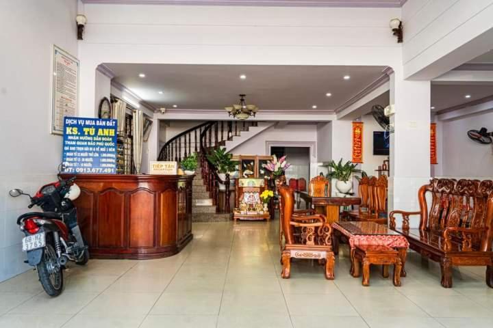 Khach San Tu Anh Hotel Ha Tien Bagian luar foto