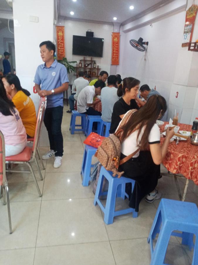 Khach San Tu Anh Hotel Ha Tien Bagian luar foto