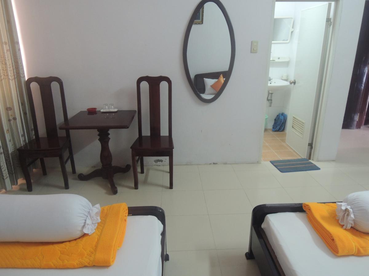 Khach San Tu Anh Hotel Ha Tien Bagian luar foto